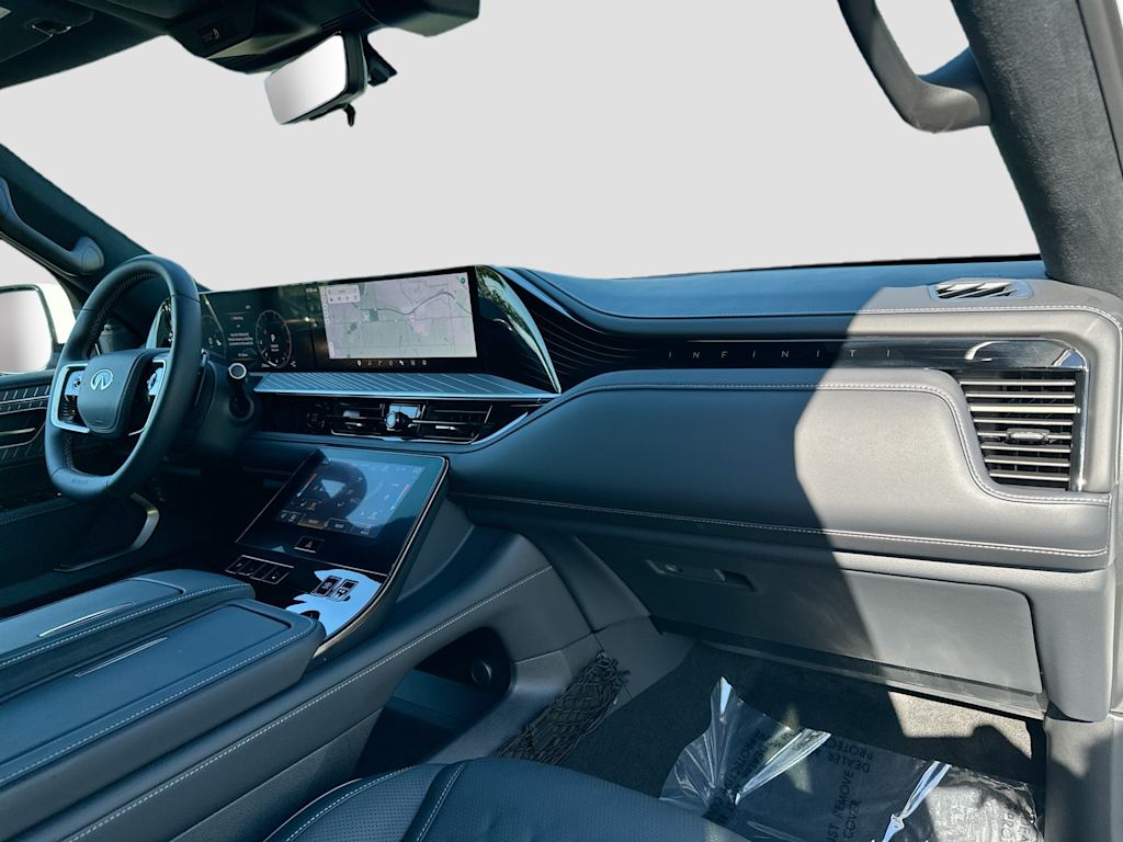 Thumbnail: 2026 INFINITI QX80 - 35