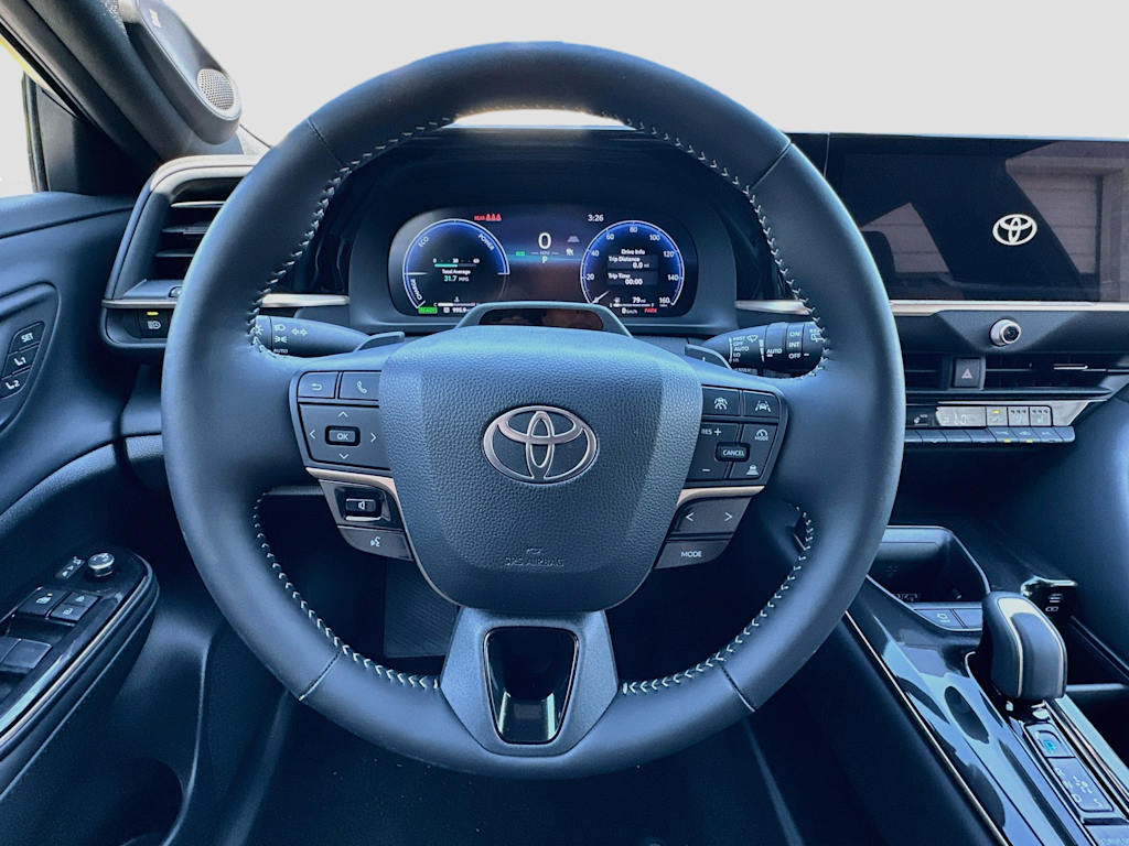Thumbnail: 2026 Toyota Crown Signia - 10