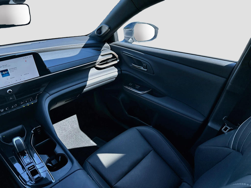 Thumbnail: 2026 Toyota Crown Signia - 15
