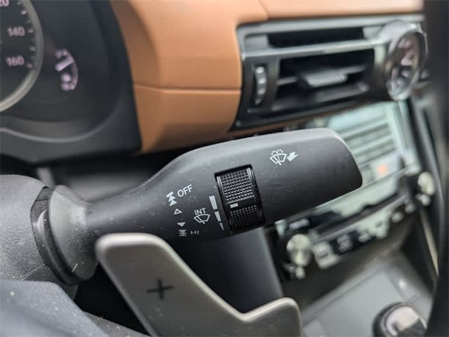 Thumbnail: 2024 Lexus ES - 30