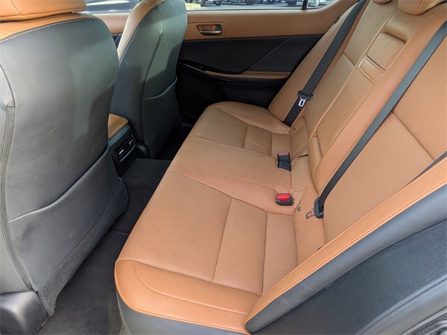 Thumbnail: 2024 Lexus ES - 24