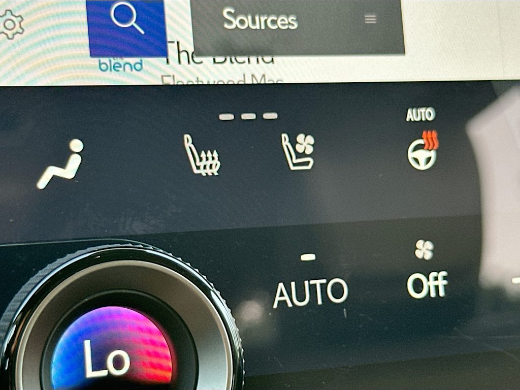 Thumbnail: 2026 Lexus ES - 28