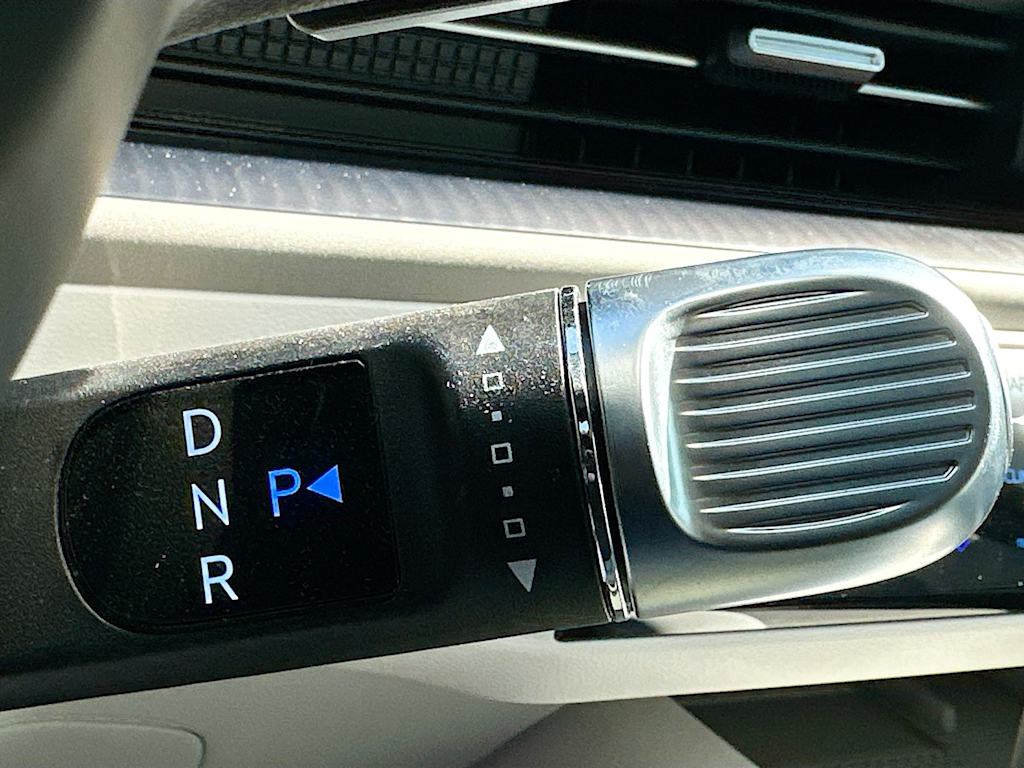 Thumbnail: 2023 Hyundai Ioniq 6 - 27