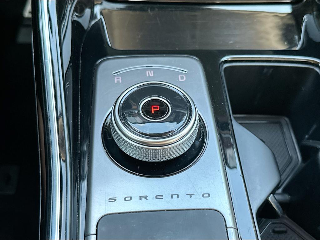 Thumbnail: 2023 Kia Sorento - 28