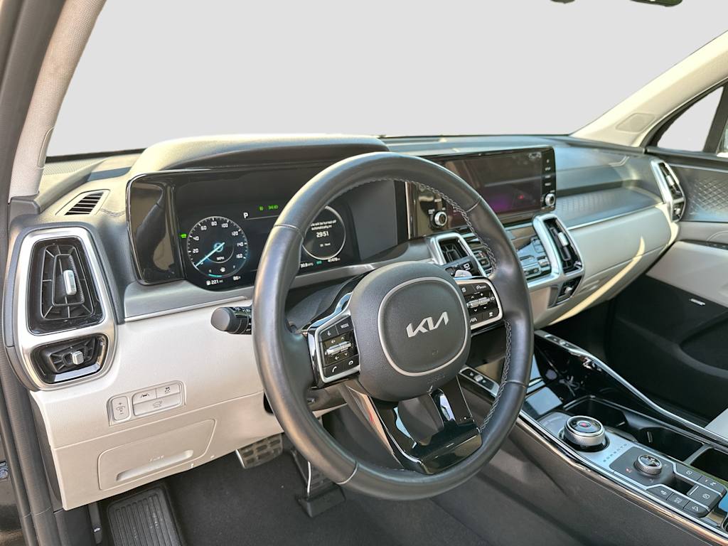 Thumbnail: 2023 Kia Sorento - 2
