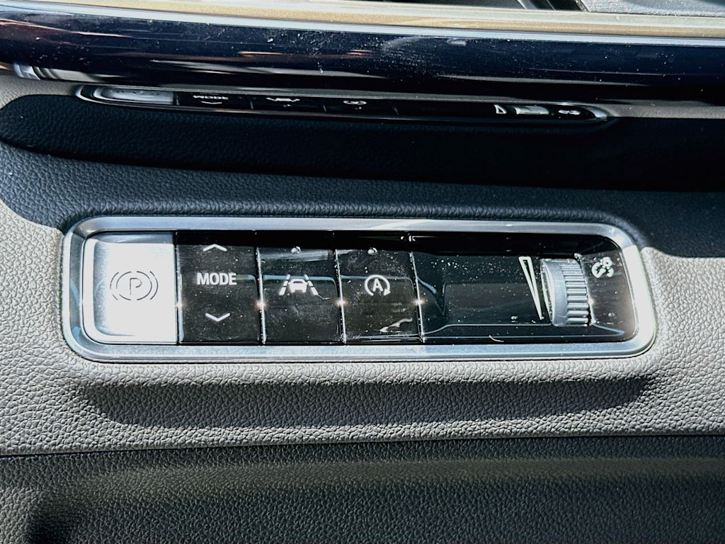 Thumbnail: 2025 Buick Envision - 23