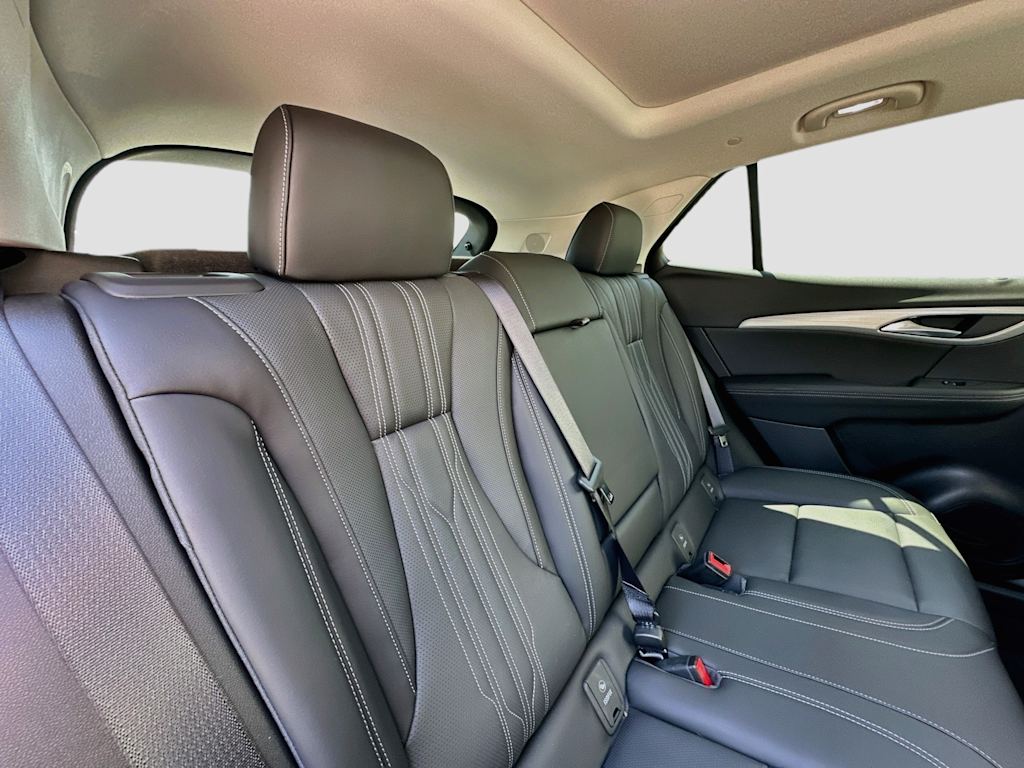 Thumbnail: 2025 Buick Envision - 32
