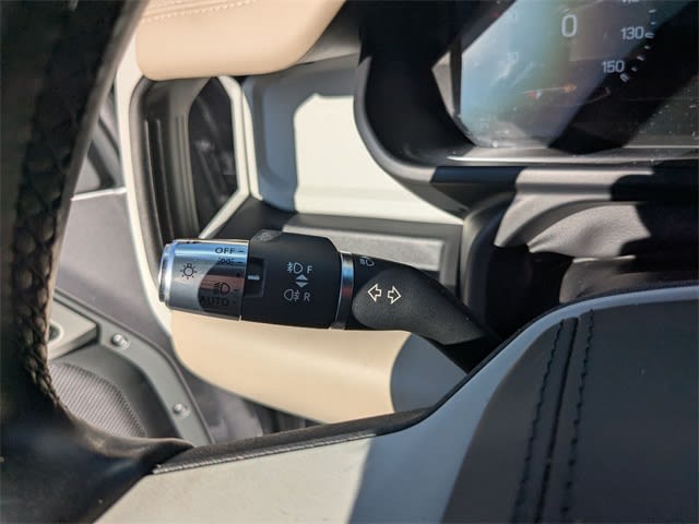 Thumbnail: 2021 Land Rover Defender - 13