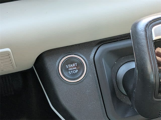 Thumbnail: 2021 Land Rover Defender - 28