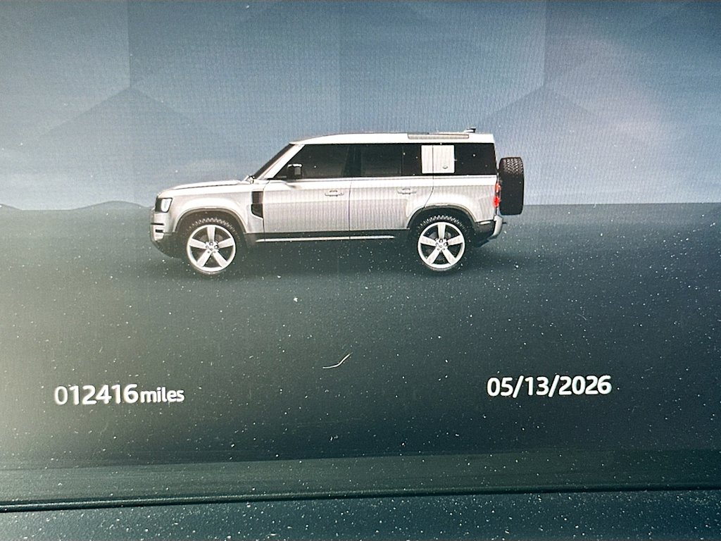 Thumbnail: 2025 Land Rover Defender - 17