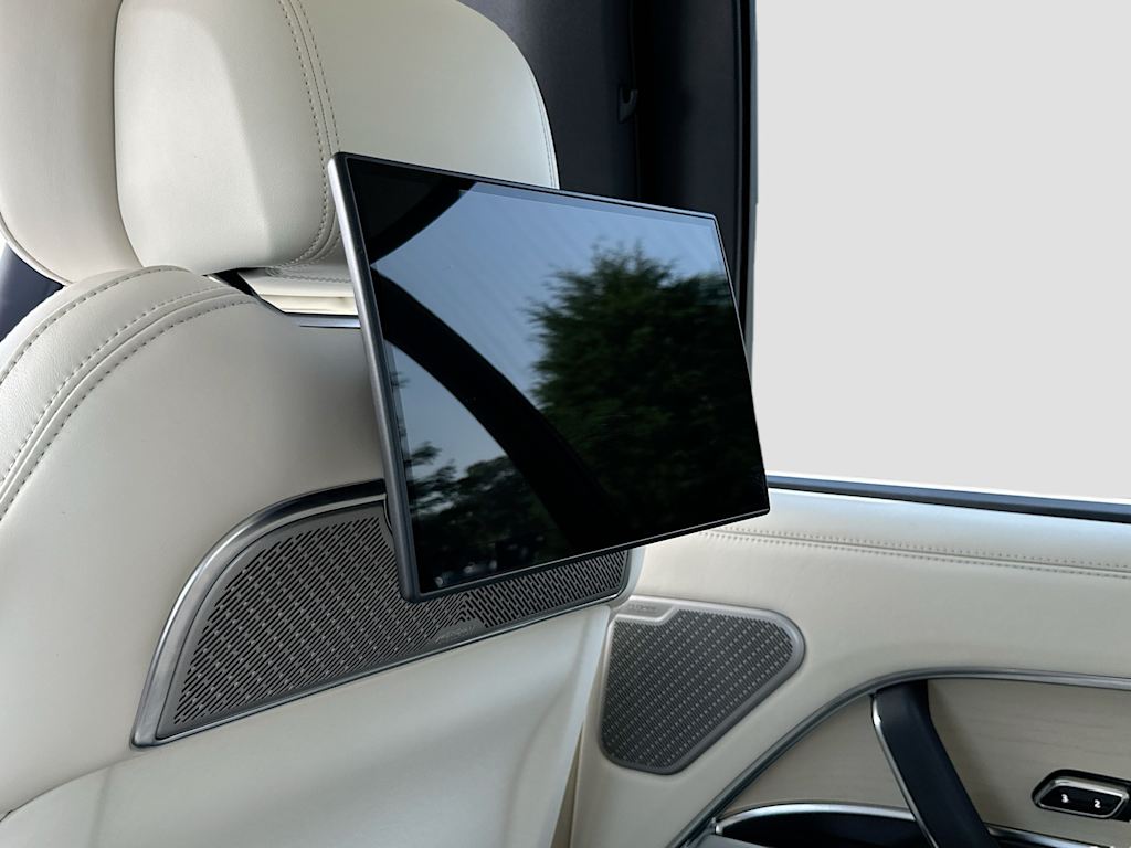 Thumbnail: 2024 Land Rover Range Rover - 11