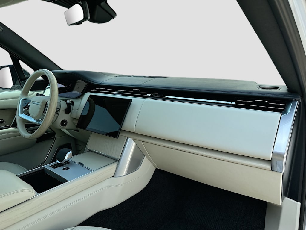 Thumbnail: 2024 Land Rover Range Rover - 14