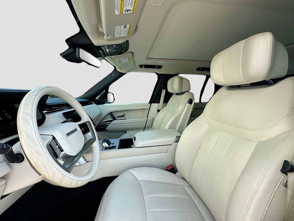 Thumbnail: 2024 Land Rover Range Rover - 10
