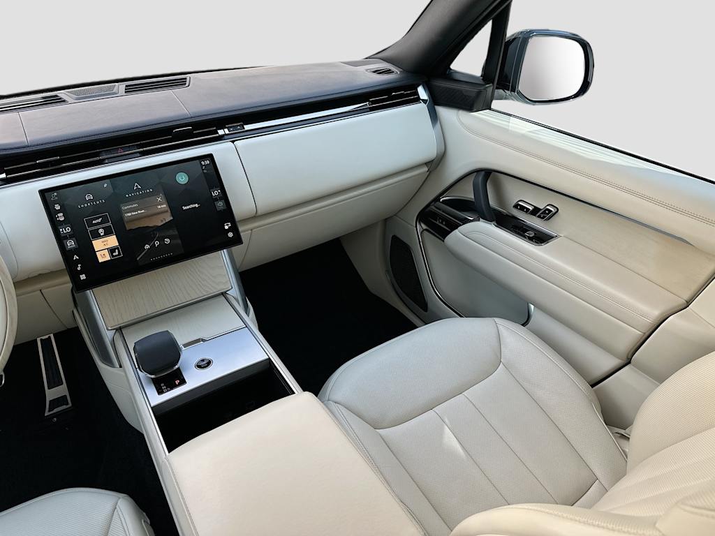 Thumbnail: 2024 Land Rover Range Rover - 30