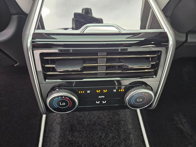 Thumbnail: 2025 Land Rover Range Rover - 28