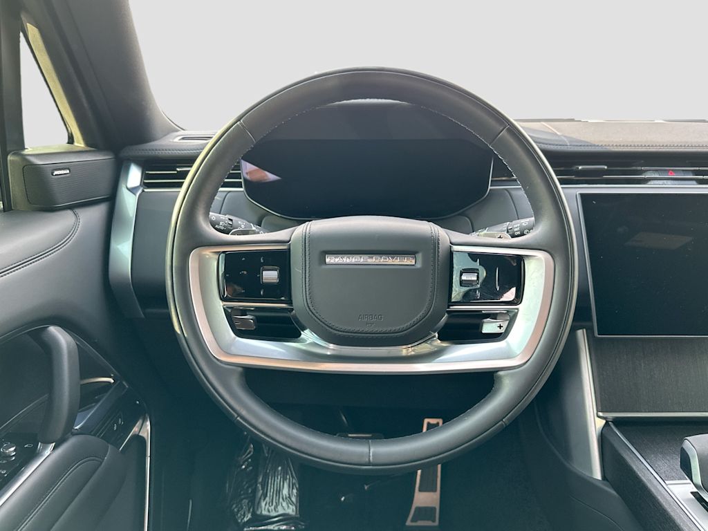 Thumbnail: 2025 Land Rover Range Rover - 14