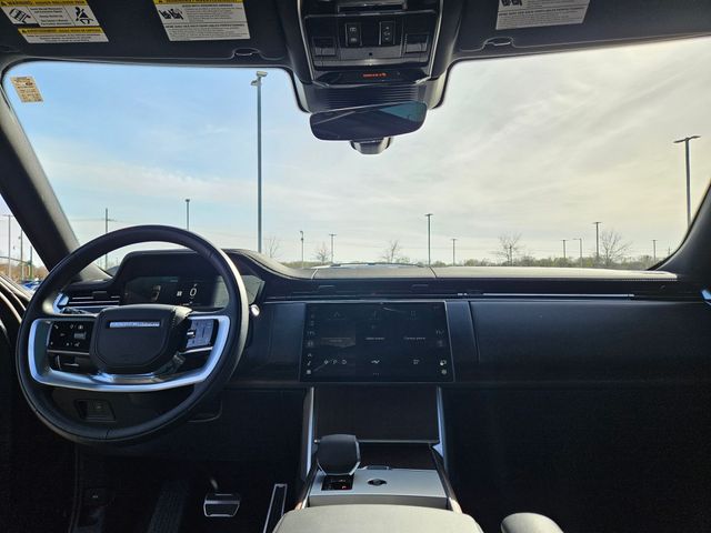 Thumbnail: 2025 Land Rover Range Rover - 8