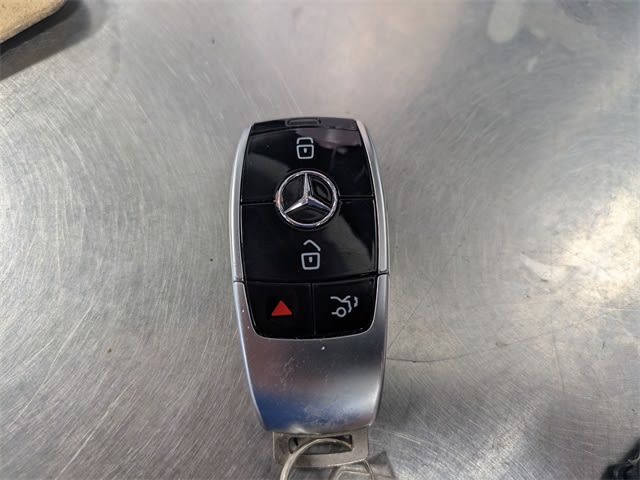 Thumbnail: 2021 Mercedes-Benz E-Class - 15