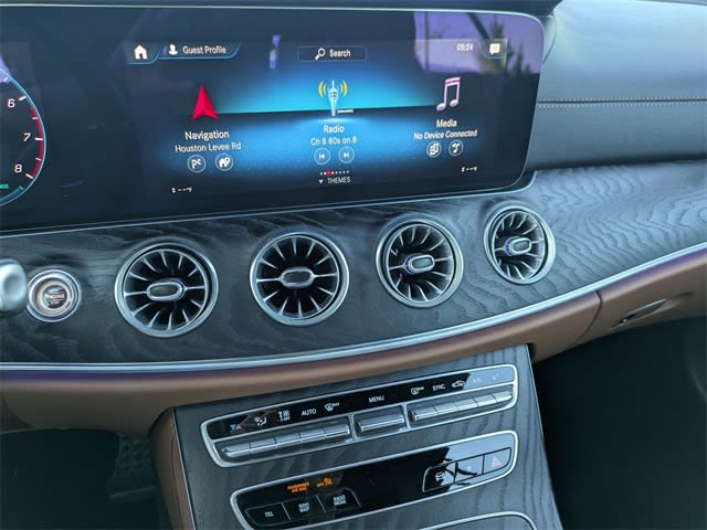 Thumbnail: 2021 Mercedes-Benz E-Class - 12