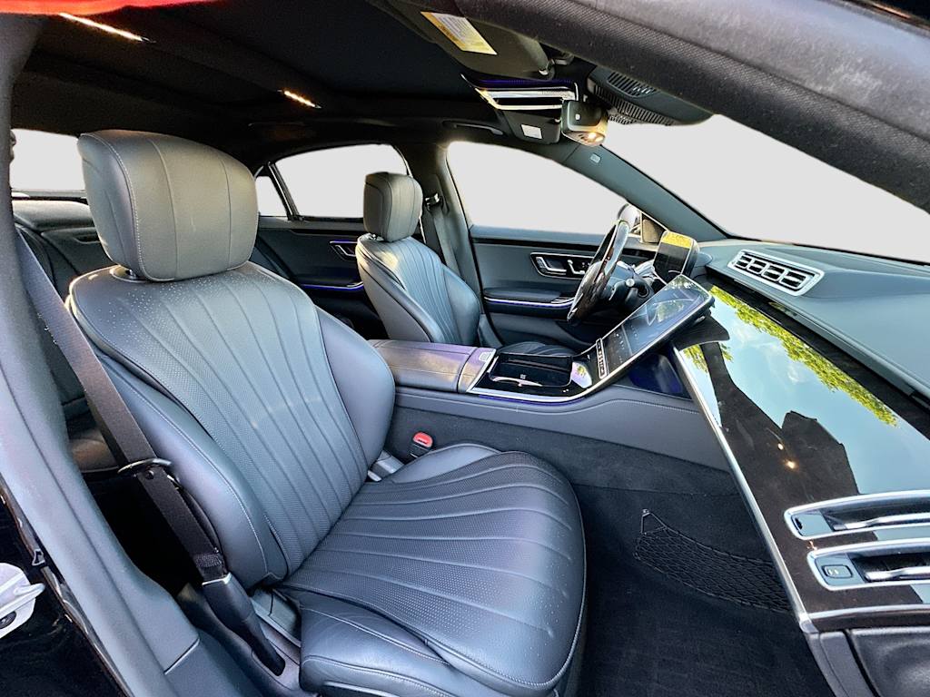 Thumbnail: 2023 Mercedes-Benz S-Class - 32
