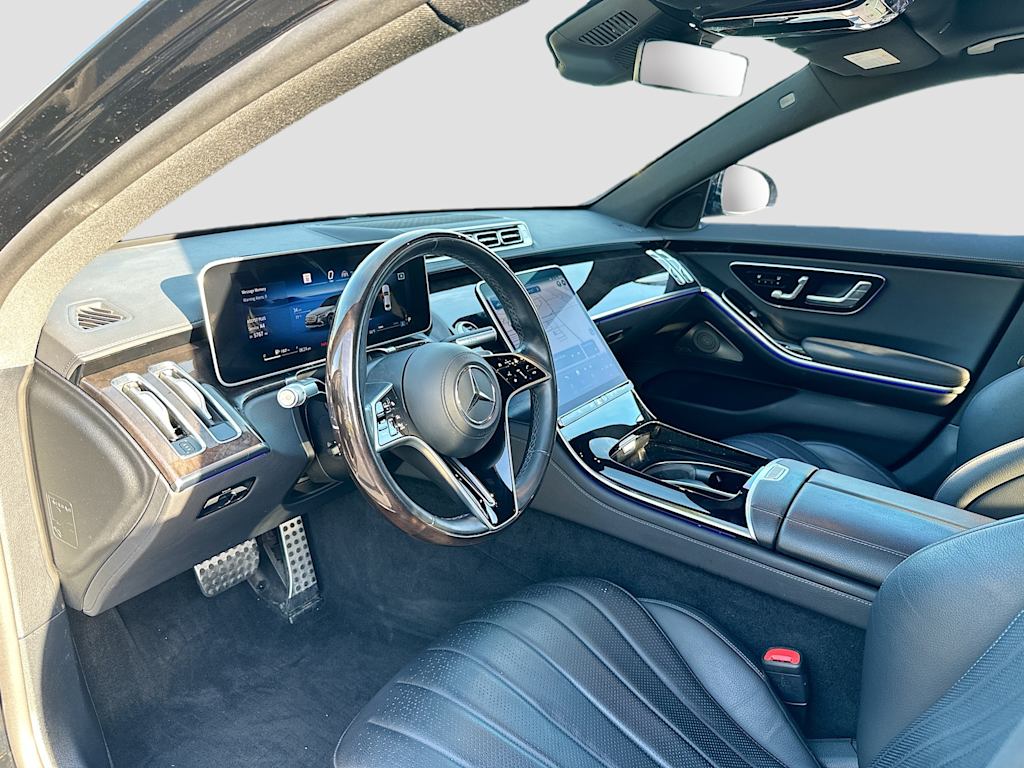 Thumbnail: 2023 Mercedes-Benz S-Class - 2