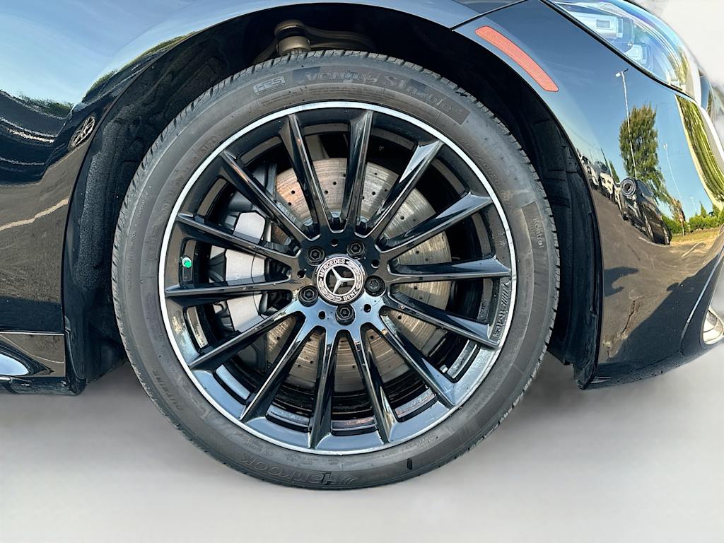 Thumbnail: 2023 Mercedes-Benz S-Class - 7