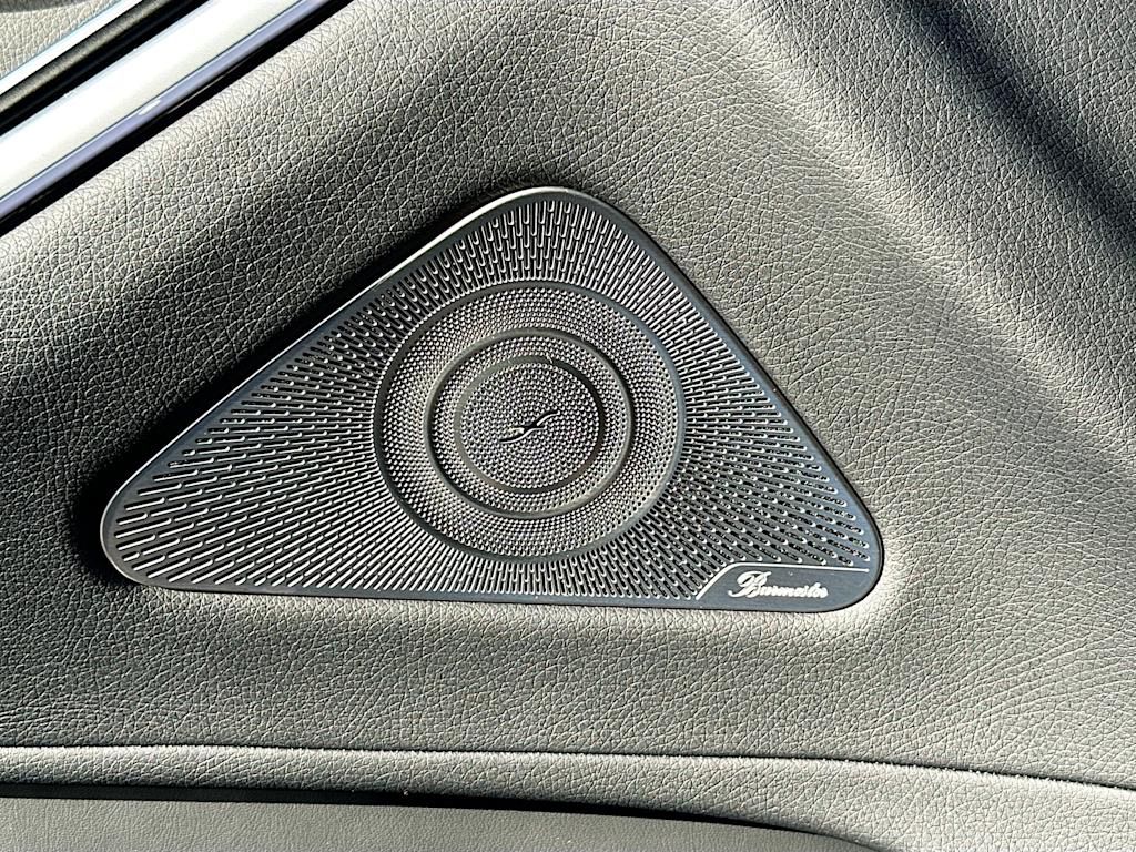 Thumbnail: 2023 Mercedes-Benz S-Class - 28