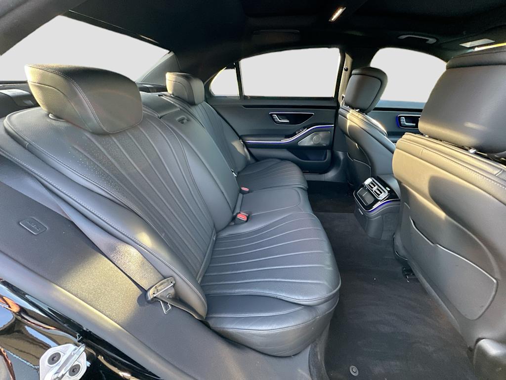 Thumbnail: 2023 Mercedes-Benz S-Class - 11