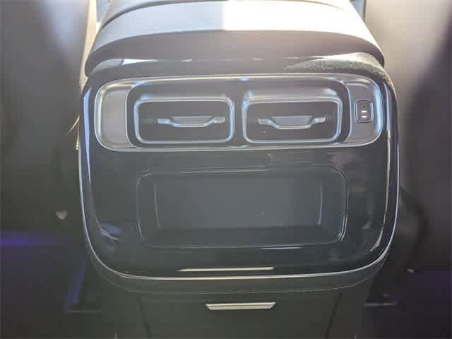 Thumbnail: 2025 Mercedes-Benz S-Class - 15