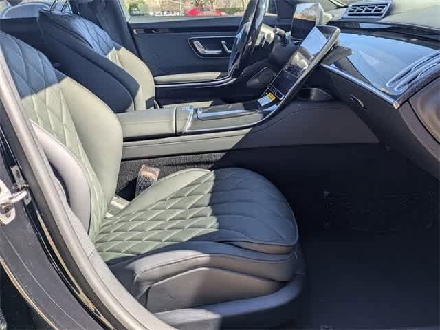 Thumbnail: 2025 Mercedes-Benz S-Class - 9