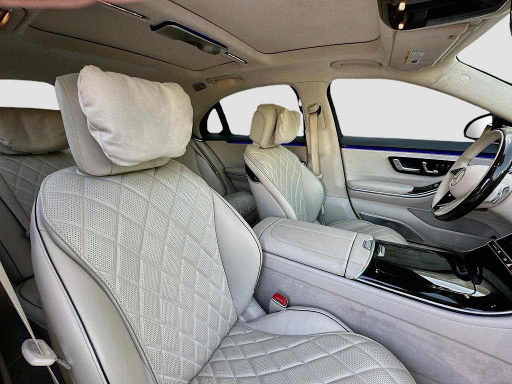 Thumbnail: 2022 Mercedes-Benz S-Class - 12