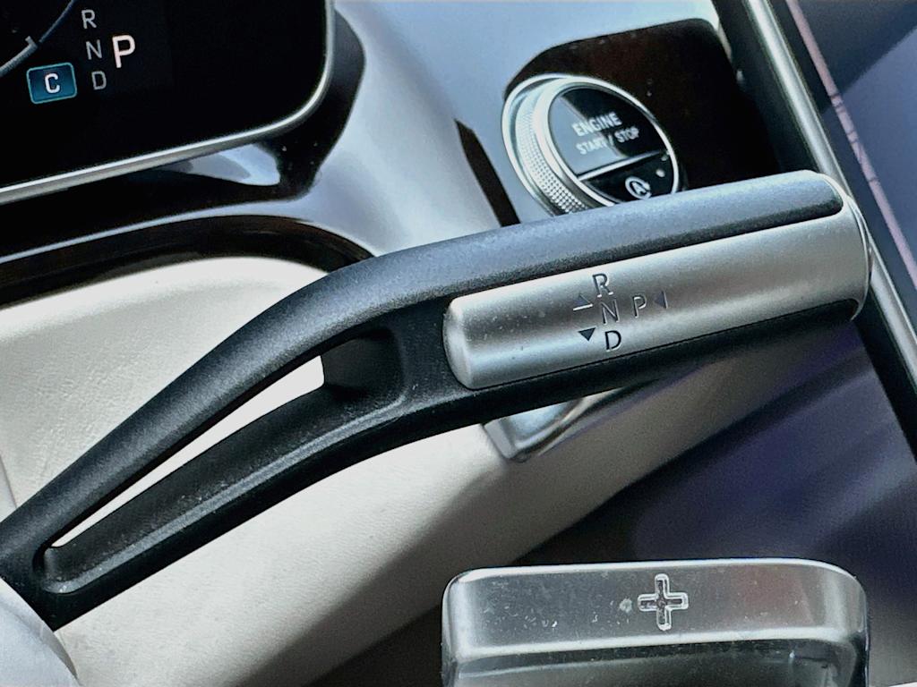 Thumbnail: 2022 Mercedes-Benz S-Class - 26