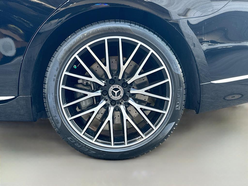 Thumbnail: 2022 Mercedes-Benz S-Class - 8
