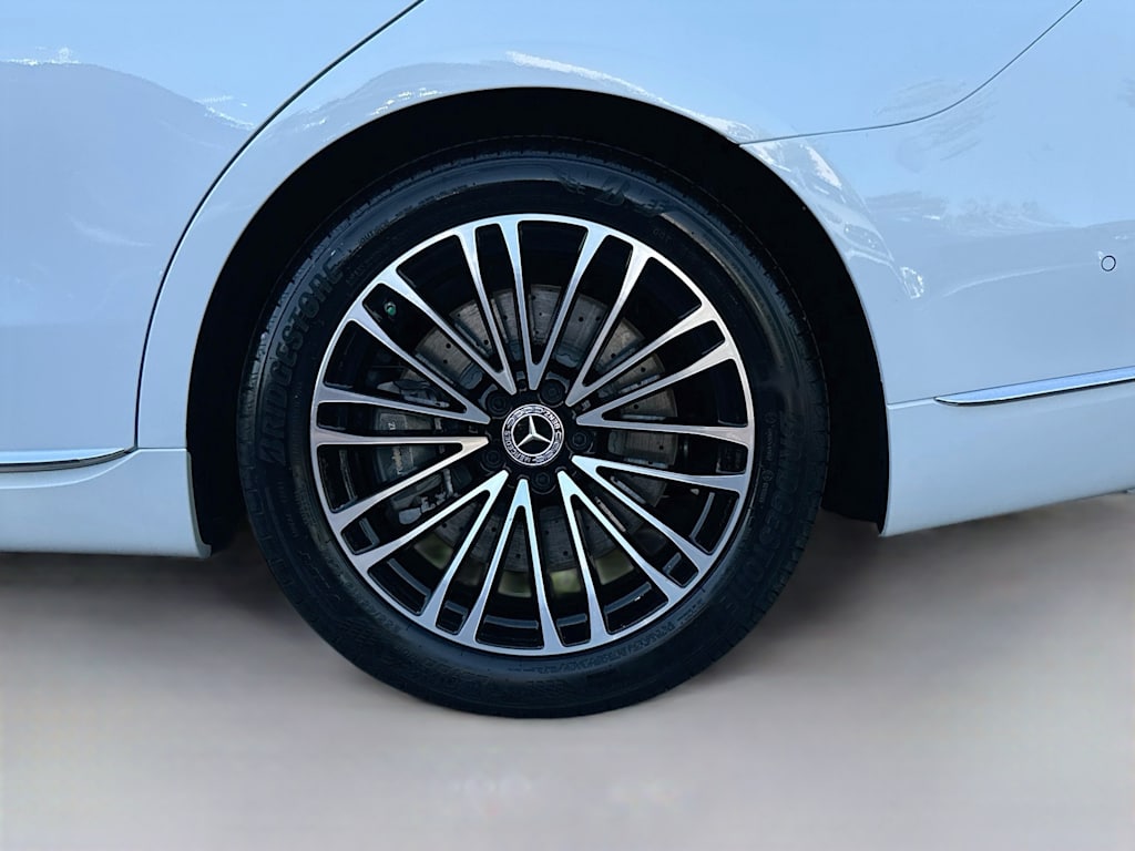 Thumbnail: 2026 Mercedes-Benz S-Class - 7