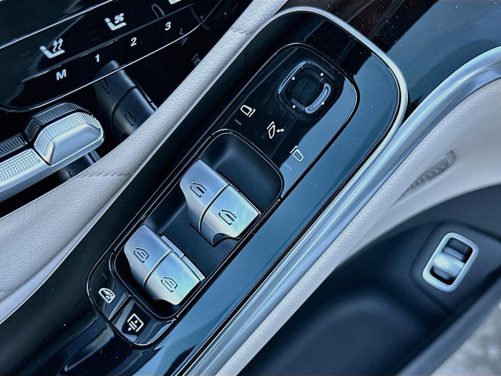 Thumbnail: 2026 Mercedes-Benz S-Class - 27