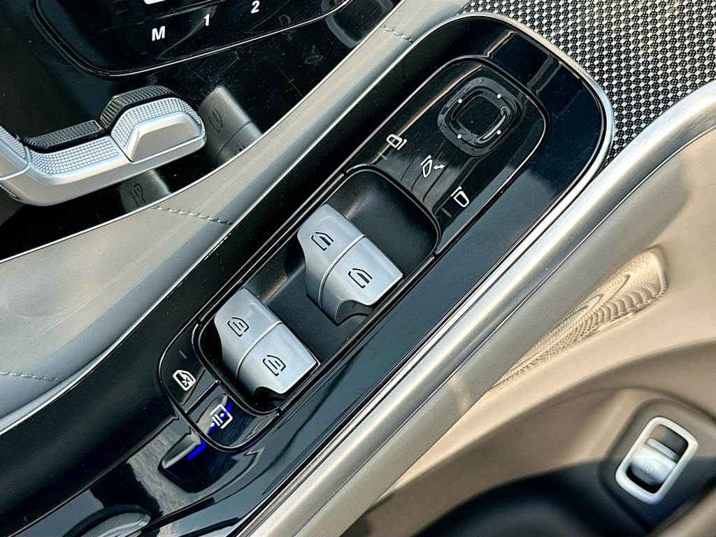 Thumbnail: 2021 Mercedes-Benz S-Class - 27