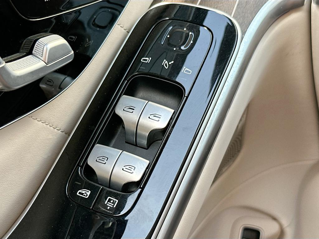 Thumbnail: 2022 Mercedes-Benz S-Class - 27