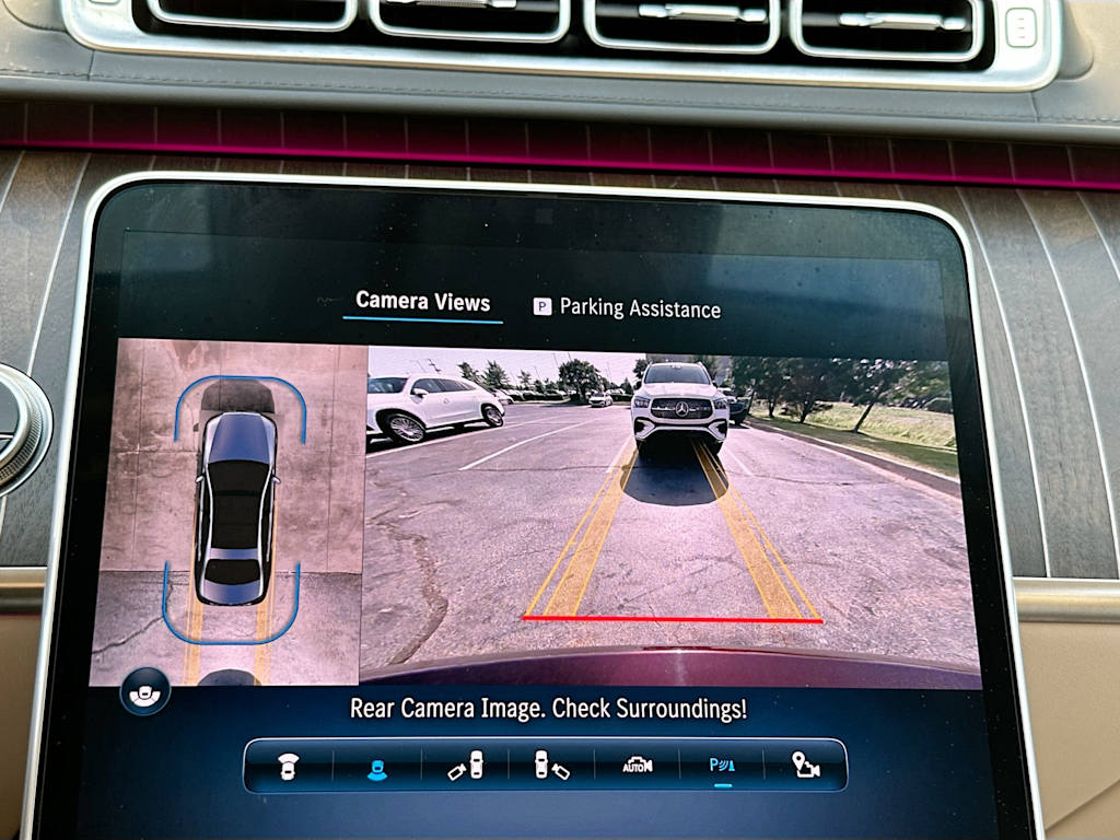 Thumbnail: 2022 Mercedes-Benz S-Class - 24