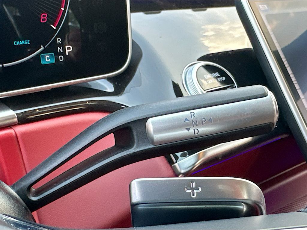 Thumbnail: 2023 Mercedes-Benz S-Class - 16