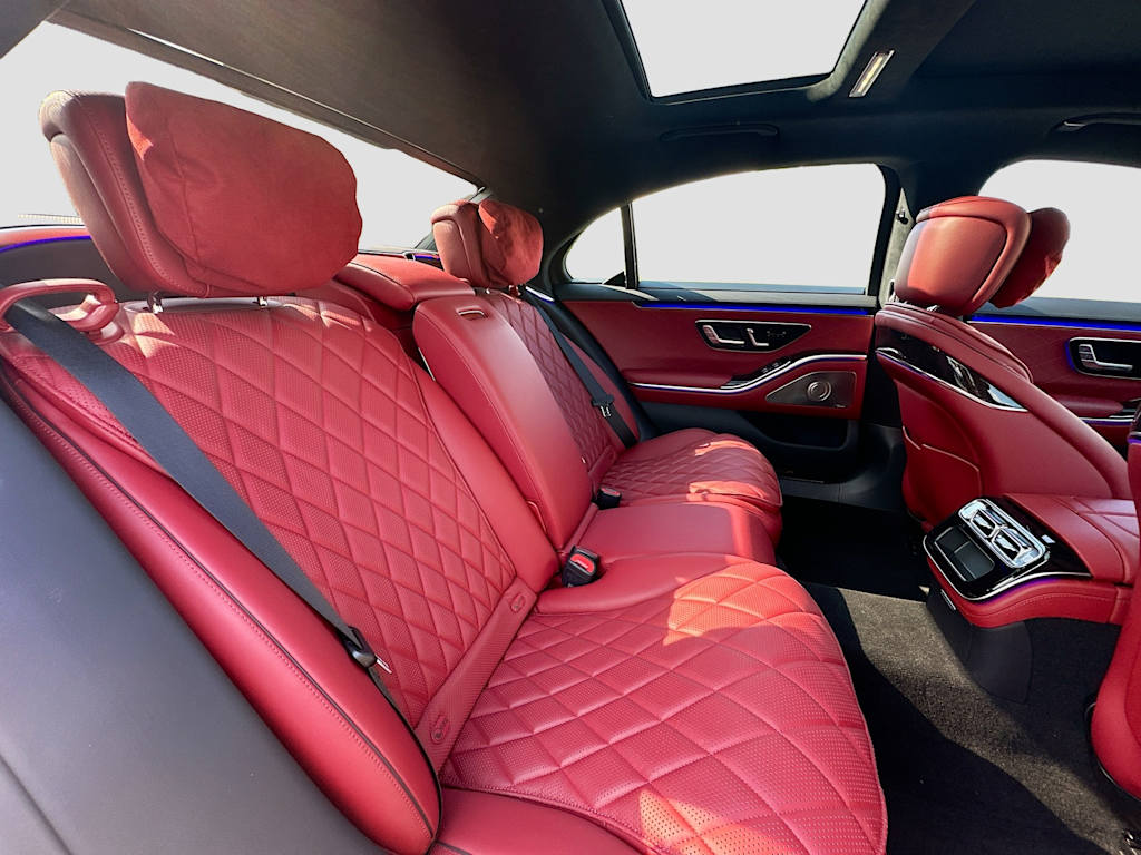 Thumbnail: 2023 Mercedes-Benz S-Class - 12