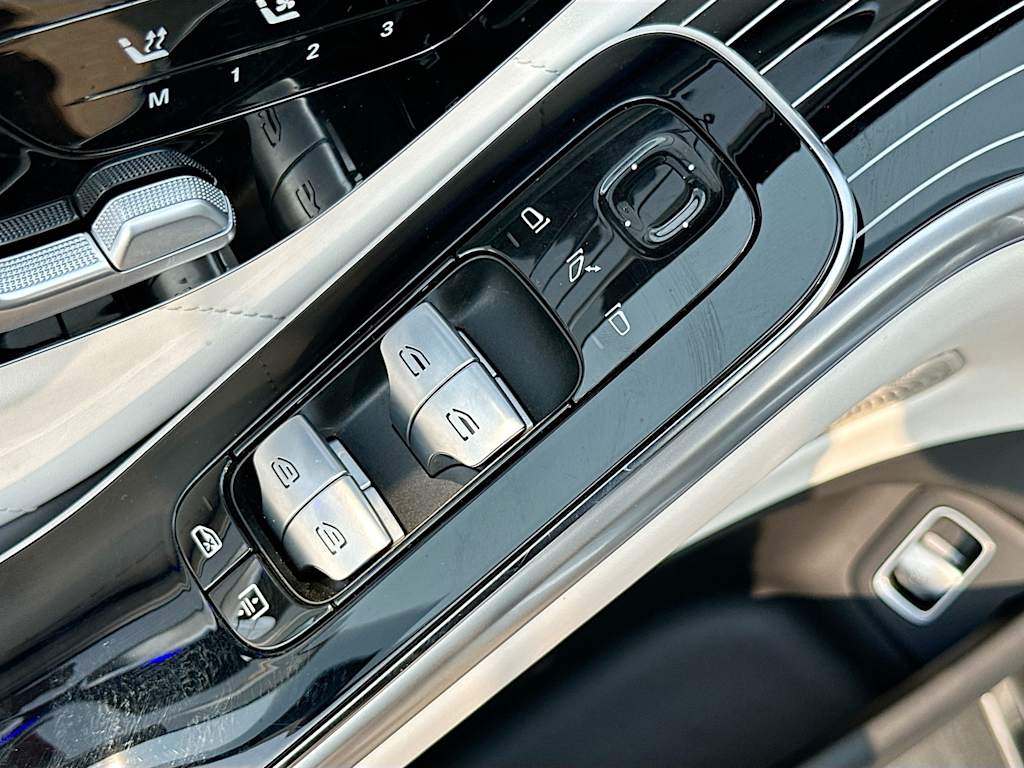 Thumbnail: 2022 Mercedes-Benz S-Class - 27