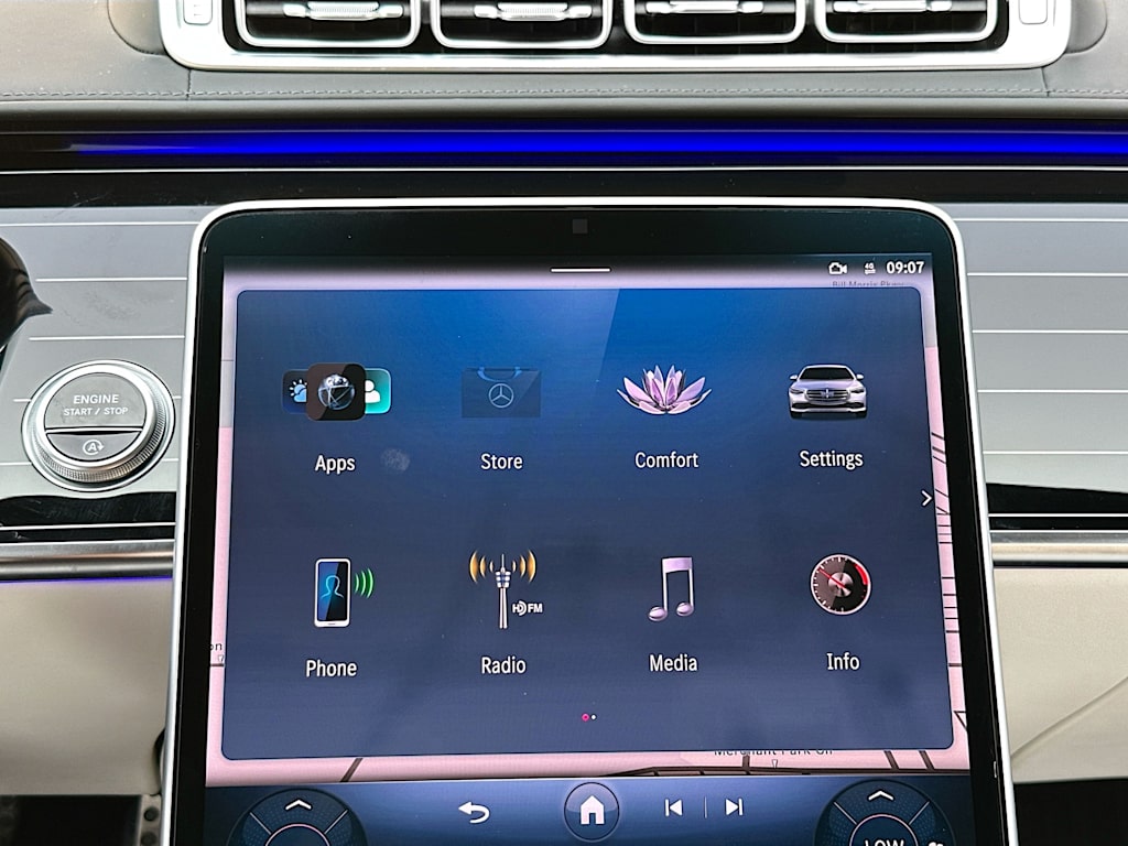 Thumbnail: 2022 Mercedes-Benz S-Class - 25