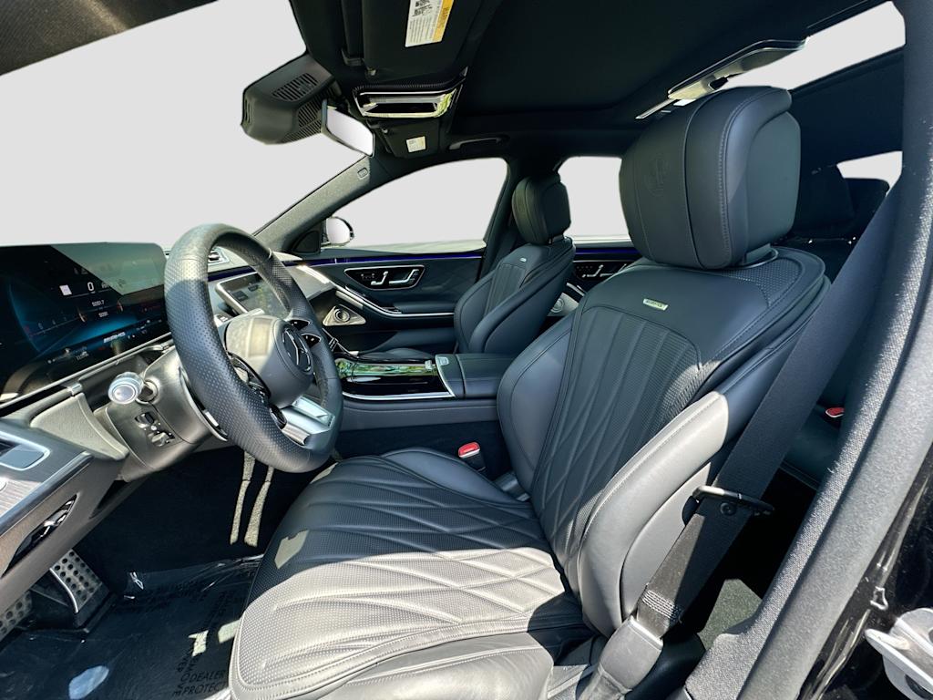 Thumbnail: 2025 Mercedes-Benz S-Class - 11
