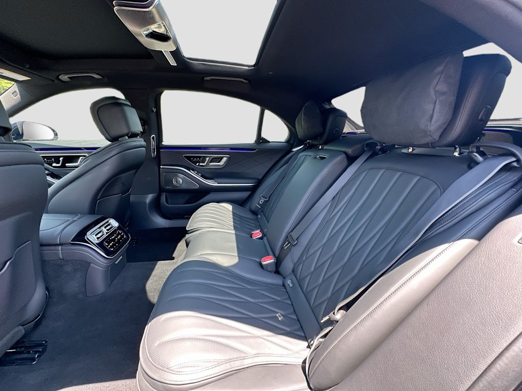 Thumbnail: 2025 Mercedes-Benz S-Class - 12