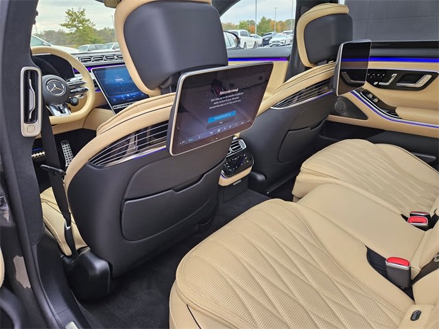 Thumbnail: 2024 Mercedes-Benz S-Class - 13