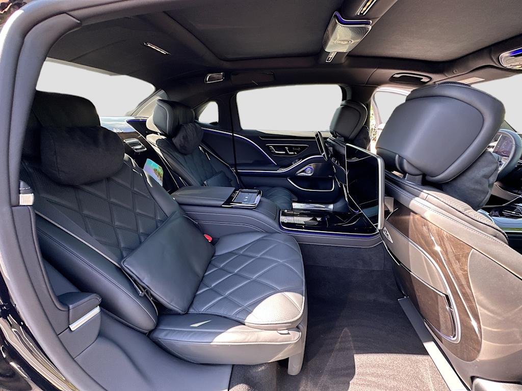 Thumbnail: 2024 Mercedes-Benz S-Class - 13