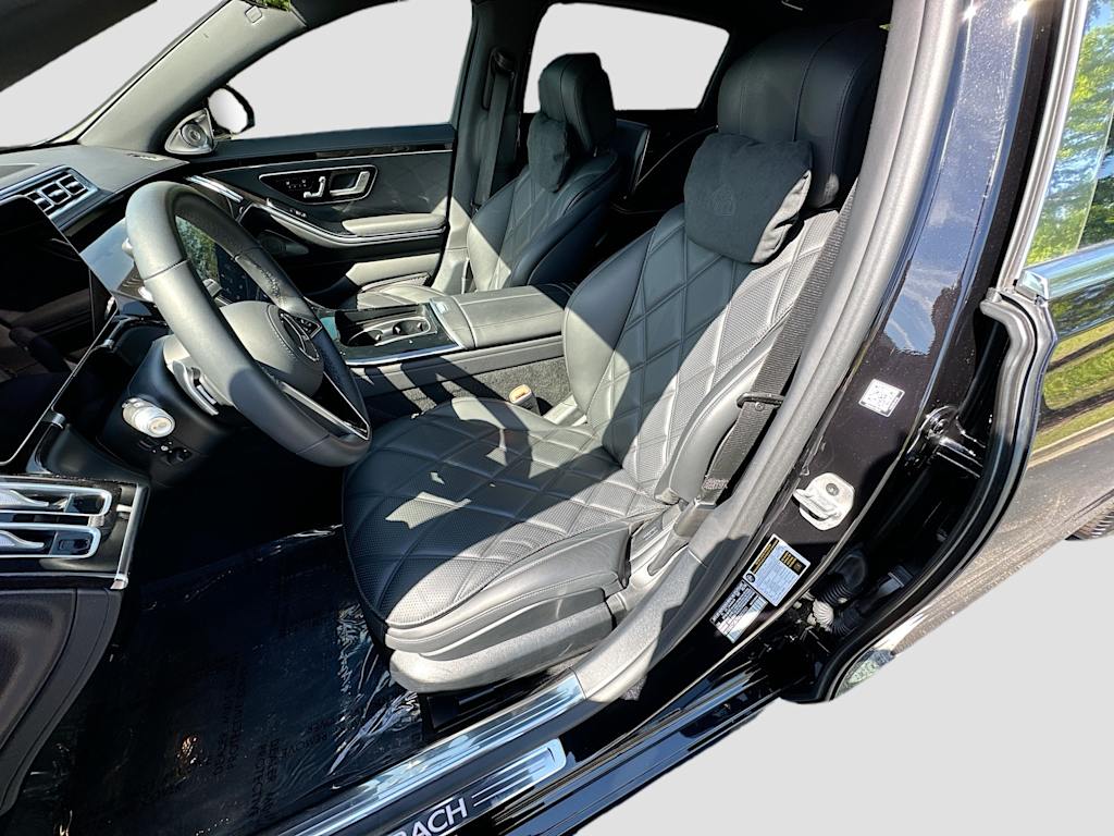 Thumbnail: 2024 Mercedes-Benz S-Class - 11