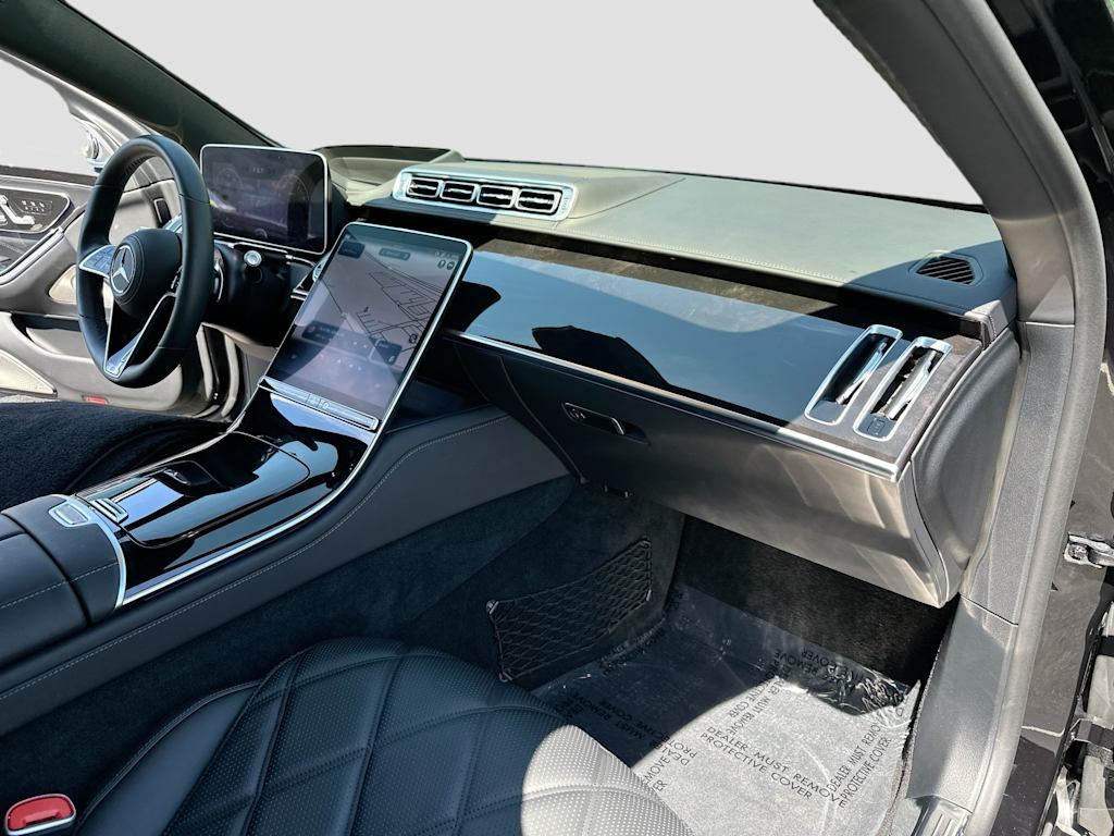Thumbnail: 2024 Mercedes-Benz S-Class - 15