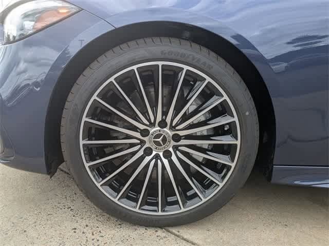 Thumbnail: 2025 Mercedes-Benz C-Class - 6