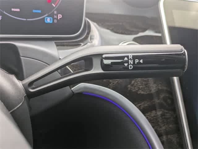 Thumbnail: 2025 Mercedes-Benz C-Class - 12